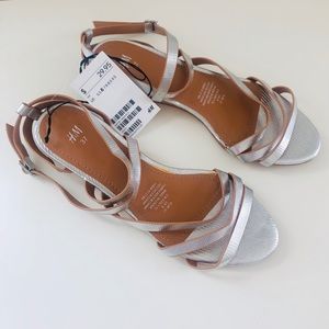 NWT | H&M Silver Strappy Sandals | Size 6